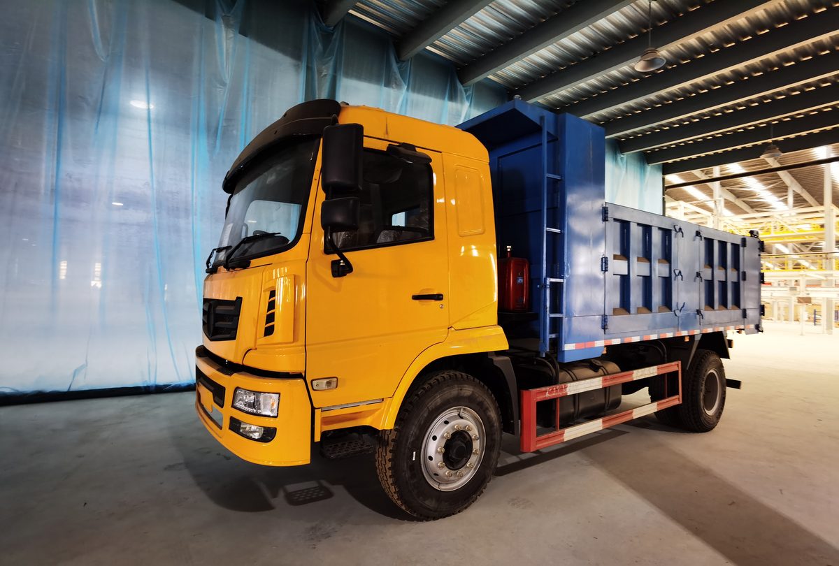 MEV Delta dump truck